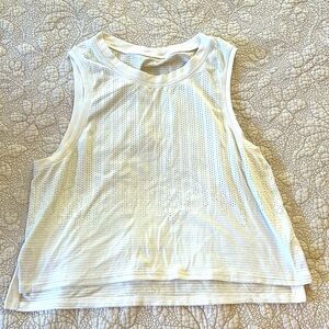 lululemon crop muscle tank size 8